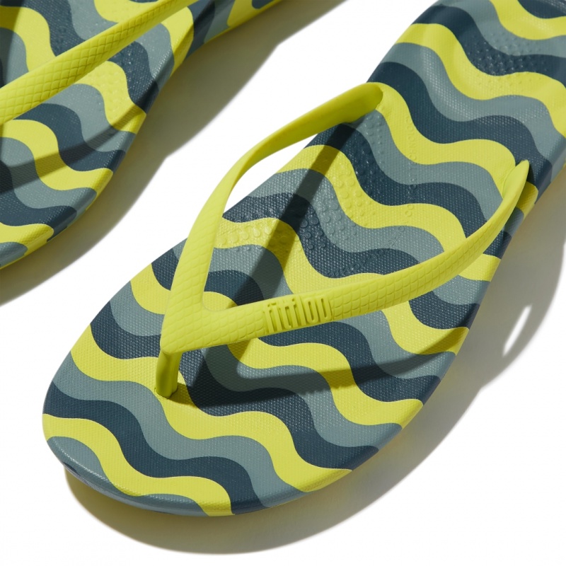 Women's Fitflop Iqushion Snake Embossed Rubber Tpu Flip Flops Flip Flops Light Green | ZA-71EMFNPUY